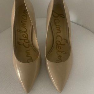 Hazel Pointed Toe Heel